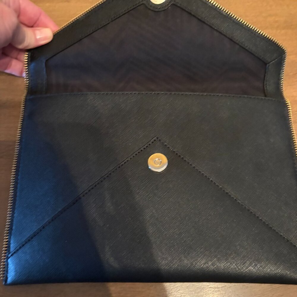 NWOT Rebecca Minkoff Black Saffiano Leather Clutch. - Picture 3 of 9